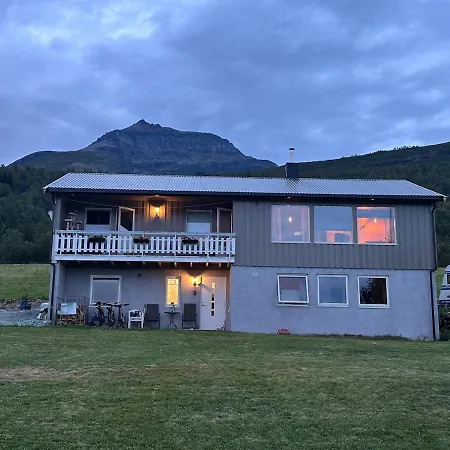 Aurora Nygard * Sletta (Troms)